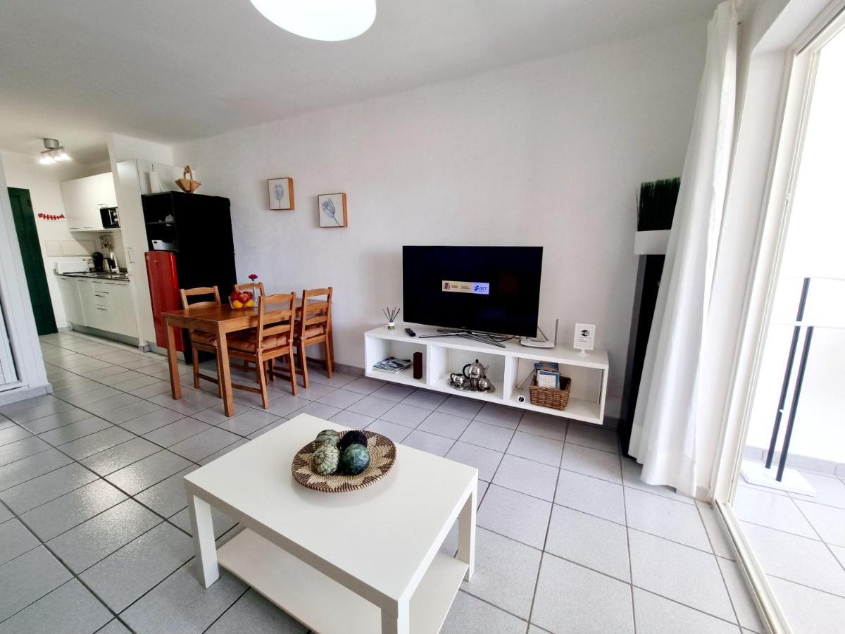 Luxury Apartamento Luz De Mar Complejo Playa Roca Коста Тегисе Екстериор снимка
